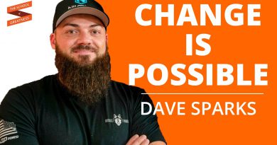 Get Uncomfortable, Build Your Relationships, and Thrive | Dave Sparks and Lewis Howes