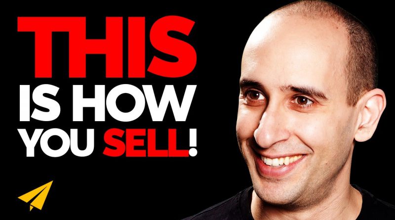 How to ACTUALLY SELL Your PRODUCT! | Evan Carmichael ADVICE | #MentorMeEvan