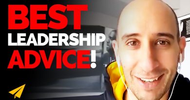 How to Be a GOOD LEADER (And NOT a DICTATOR!) | #GamerGrowth
