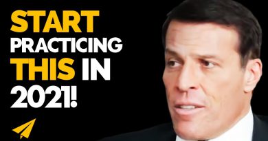 THIS is the Best MONEY ADVICE That Changed My LIFE! | Tony Robbins | #Entspresso